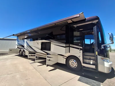 2015 TIFFIN MOTORHOMES ALLEGRO BUS photo 5