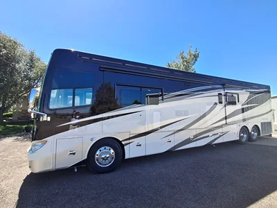 Used 2015 Tiffin Motorhomes Allegro Bus 45 Lp
