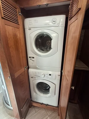 2015 TIFFIN MOTORHOMES ALLEGRO BUS photo 17