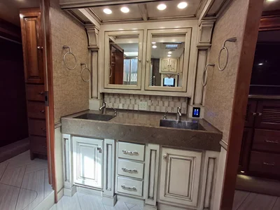 2015 TIFFIN MOTORHOMES ALLEGRO BUS photo 14