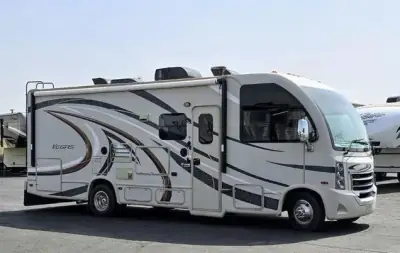 Used 2017 Thor Motor Coach Vegas 25.4