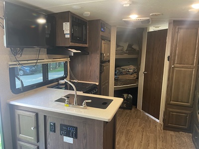 2018 FOREST RIVER FLAGSTAFF MICRO LITE photo 18