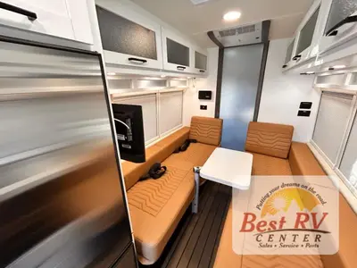 2027 Coachmen Beyond photo 32