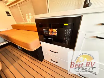 2027 Coachmen Beyond photo 22