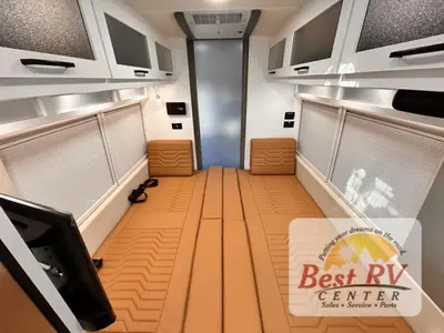 2027 Coachmen Beyond photo 44