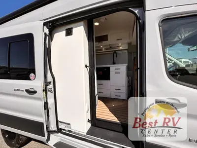 2027 Coachmen Beyond photo 11