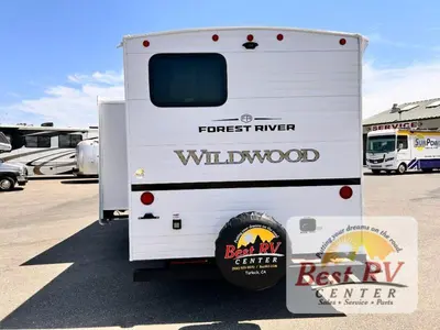 2027 Forest River Wildwood photo 5