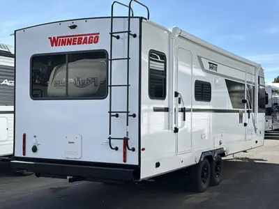 2027 Winnebago Thrive photo 9