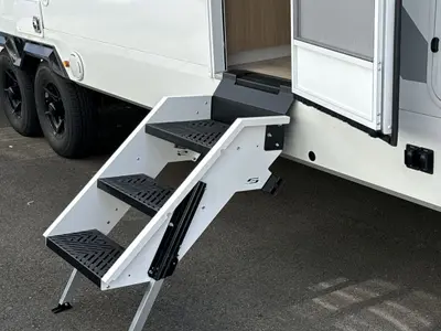 2027 Winnebago Thrive photo 37