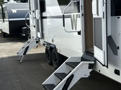 2027 Winnebago Thrive photo 38