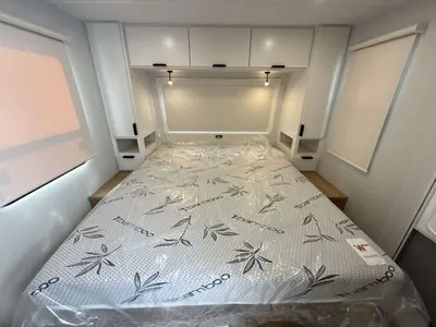 2027 Winnebago Thrive photo 33