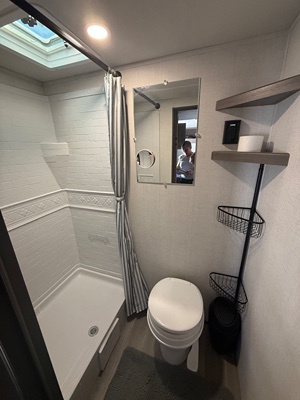 2024 GRAND DESIGN TRANSCEND ONE photo 9