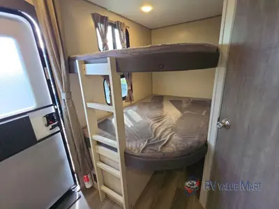 2022 Coachmen Catalina Legacy photo 25