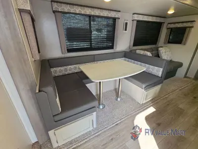 2022 Coachmen Catalina Legacy photo 22