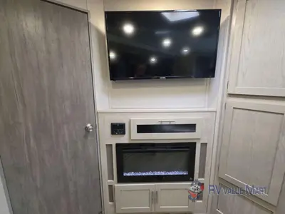 2022 Coachmen Catalina Legacy photo 14