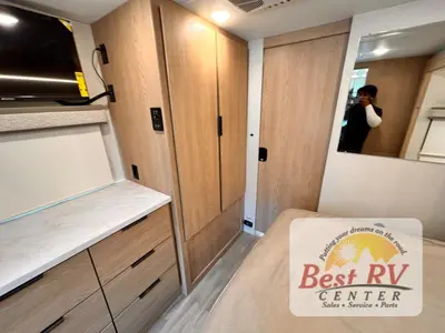 2027 Thor Motor Coach Gemini AWD photo 38