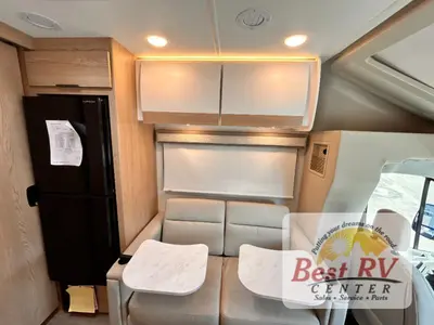 2027 Thor Motor Coach Gemini AWD photo 15