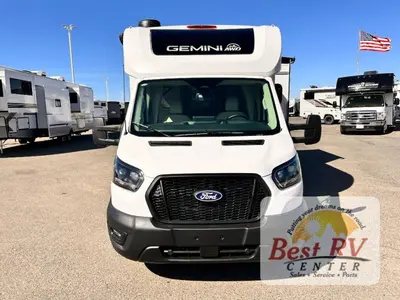 2027 Thor Motor Coach Gemini AWD photo 8
