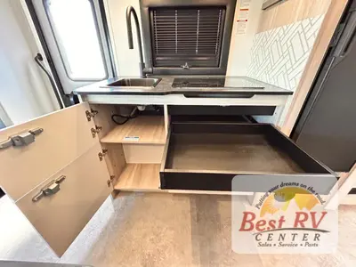 2027 Coachmen Cross Trail EV photo 32