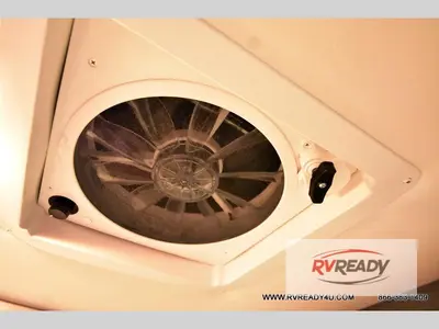 2022 Thor Motor Coach Rize photo 31