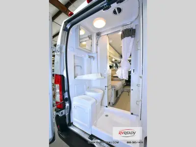 2022 Thor Motor Coach Rize photo 16