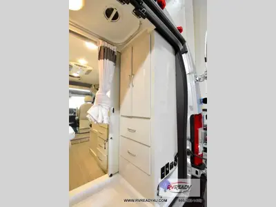 2022 Thor Motor Coach Rize photo 17
