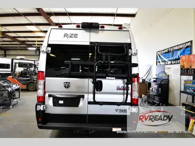 2022 Thor Motor Coach Rize photo 4