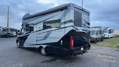 2026 Tiffin Motorhomes Wayfarer photo 3