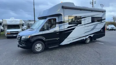 2026 Tiffin Motorhomes Wayfarer photo 9