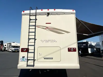 2018 Winnebago Vista photo 25
