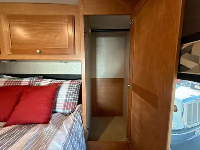 2018 Winnebago Vista photo 32