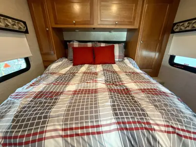 2018 Winnebago Vista photo 43