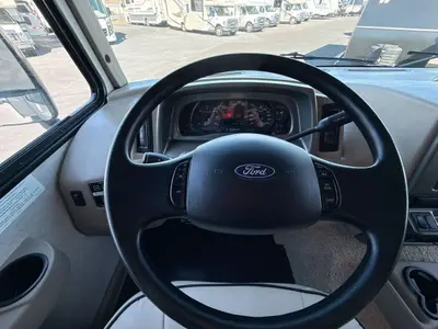 2018 Winnebago Vista photo 33