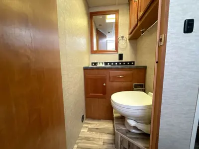 2018 Winnebago Vista photo 41