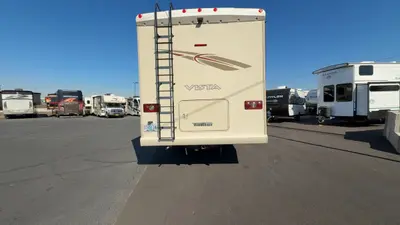 2018 Winnebago Vista photo 9