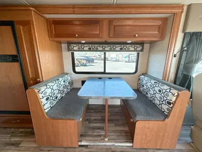 2018 Winnebago Vista photo 45
