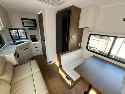 2027 Winnebago Access photo 12