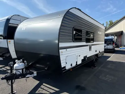 2027 Winnebago Access photo 5