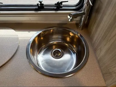 2027 Winnebago Ekko photo 34