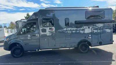 2027 Winnebago Ekko photo 9