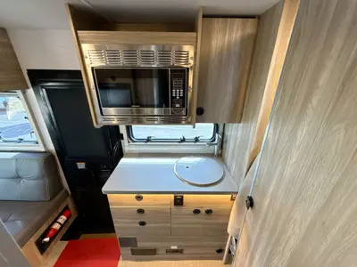 2027 Winnebago Ekko photo 33