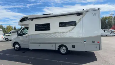 2027 Winnebago Navion photo 9