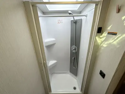 2027 Winnebago Navion photo 35