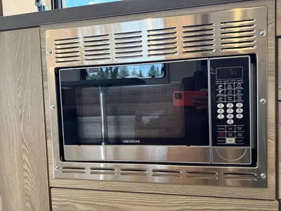 2027 Winnebago Navion photo 30