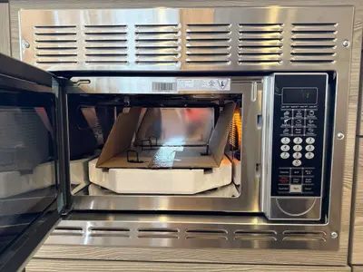 2027 Winnebago Navion photo 31