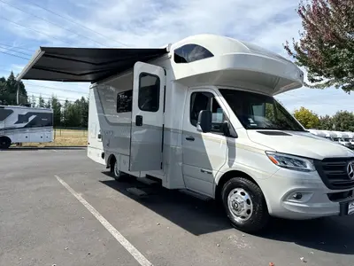 2027 Winnebago Navion photo 12