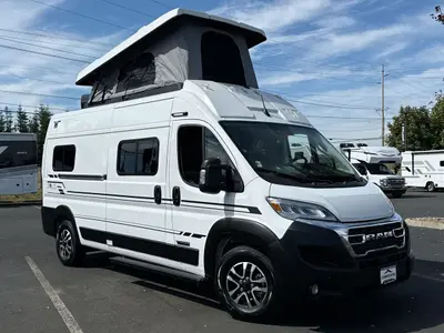 New 2027 Winnebago Solis 59P