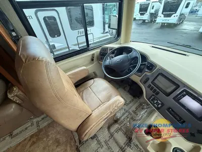 2013 Tiffin Motorhomes Allegro photo 16