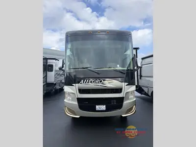 2013 Tiffin Motorhomes Allegro photo 20