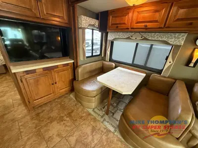 2013 Tiffin Motorhomes Allegro photo 6